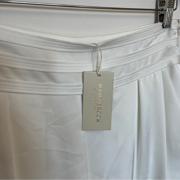 Ramy Brook Womens Joss Satin Short in Ivory Size 4 NWT - Picture 3 of 7